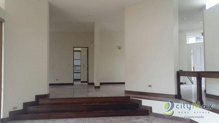 Preciosa casa Sector EXCLUSIVO en venta - Image 4