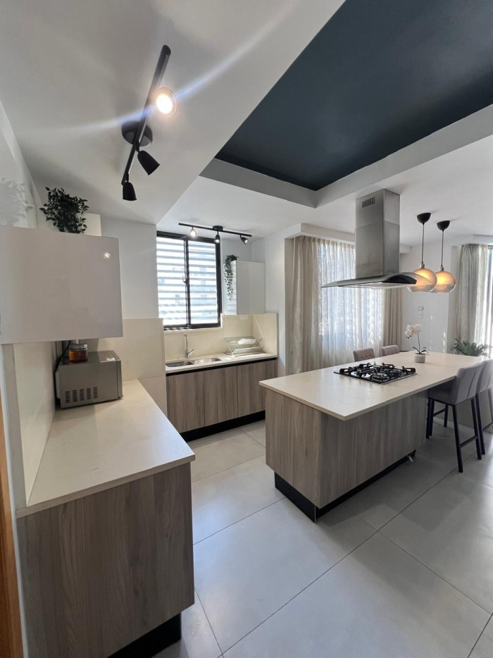 Apartamento Amueblado en Venta en Evaristo Morales - 5