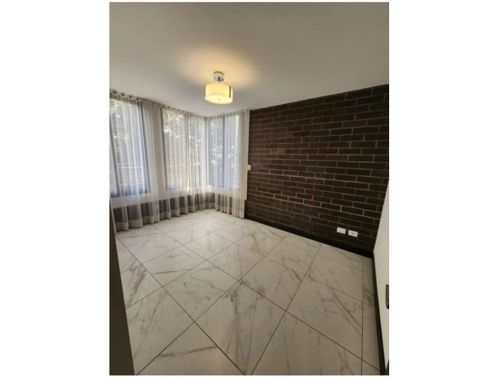 APARTAMENTO ZONA 15 - Miniatura 18