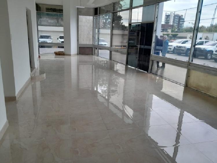 LOCAL EN VENTA DENTRO DE EDIFICIO, ZONA 15/MI - 2