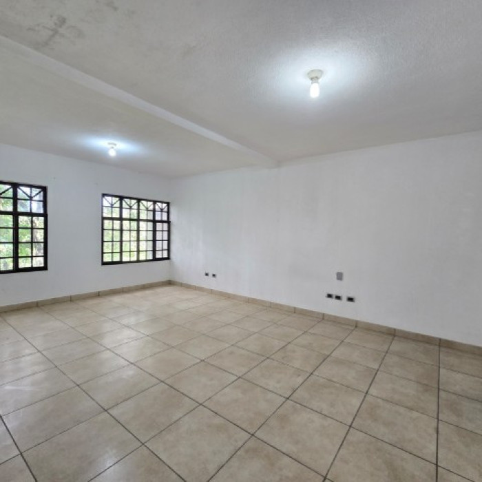 Casa grade en Venta Las Hojarascas Zona 1 de Mixco - Miniatura 21