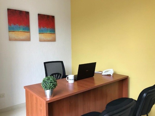 Vendo/Alquilo Casa p/ oficinas, clínicas, etc. zona 11 — foto 2