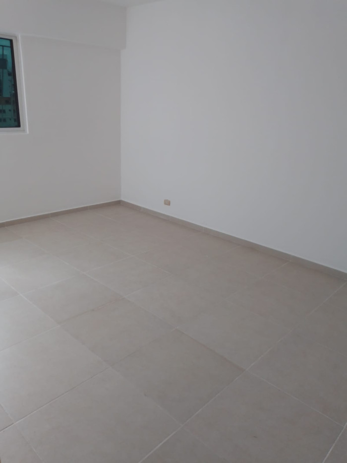 Apartamento en Alquiler en Evaristo Morales - 8