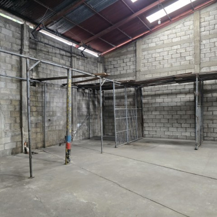 Terreno y Bodega en Renta Bulevar El Caminero Z.6 Mixco - Miniatura 5