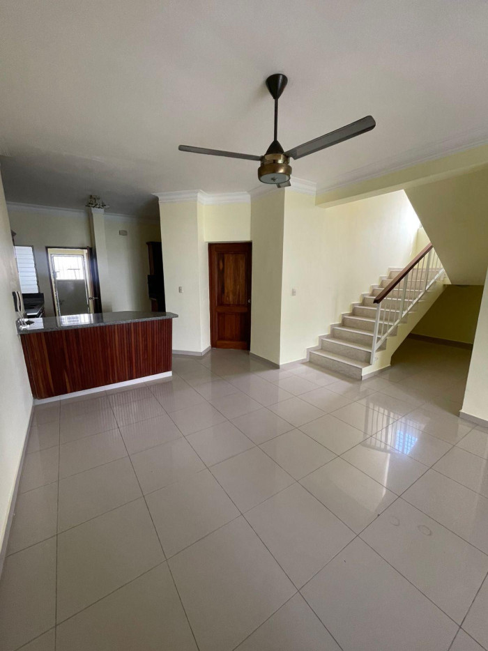 EXCLUSIVO PENTHOUSE EN EL MILLÓN | 300 M² CESAR CANO — foto 3