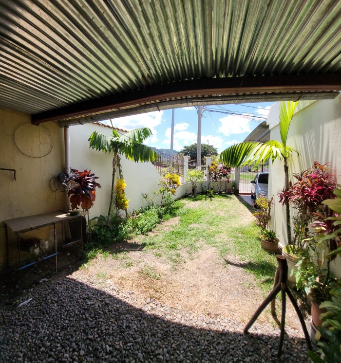 Casa en venta en Barberena km 58 de un nivel - 4