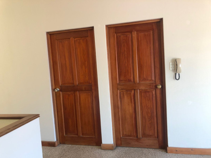 Plus Real Estate renta/vende casa comercial en zona 14 — foto 9