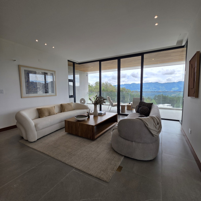 En venta en zona 16 Lujoso Apartamento el Pulte club