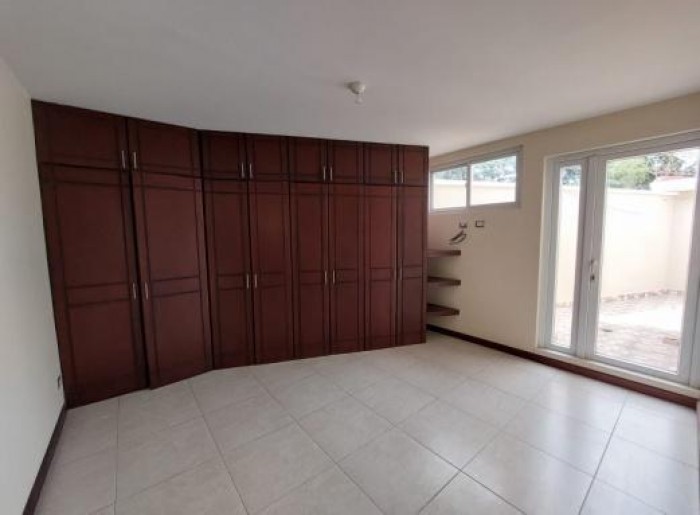 Vendo Casa en Carretera a San José Pinula - Image 2