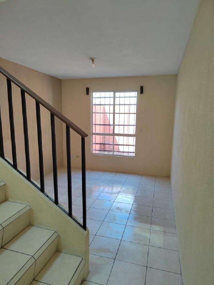 CASA EN RENTA EN COLONIA RES. EN VILLA NUEVA/ MI — foto 7