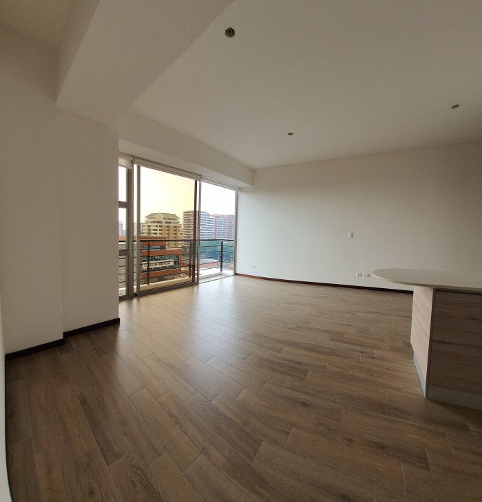 Apartamento NUEVO de 135 m2 en Venta Zona 14 - Miniatura 12