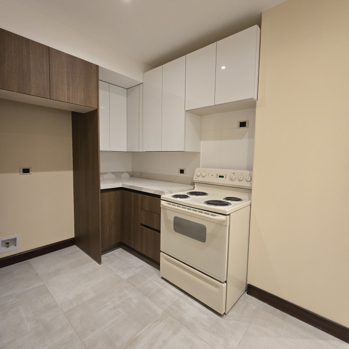 En venta apartamento en Oakland zona 10 Guatemala - Miniatura 13