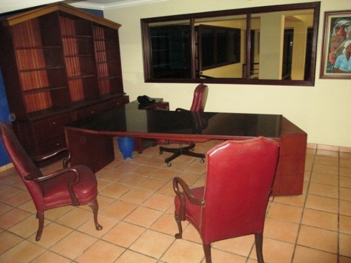 EDIFICIO OFICINAS/NAVE - 7