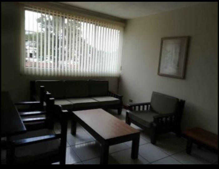 Rento apartamento en zona 9