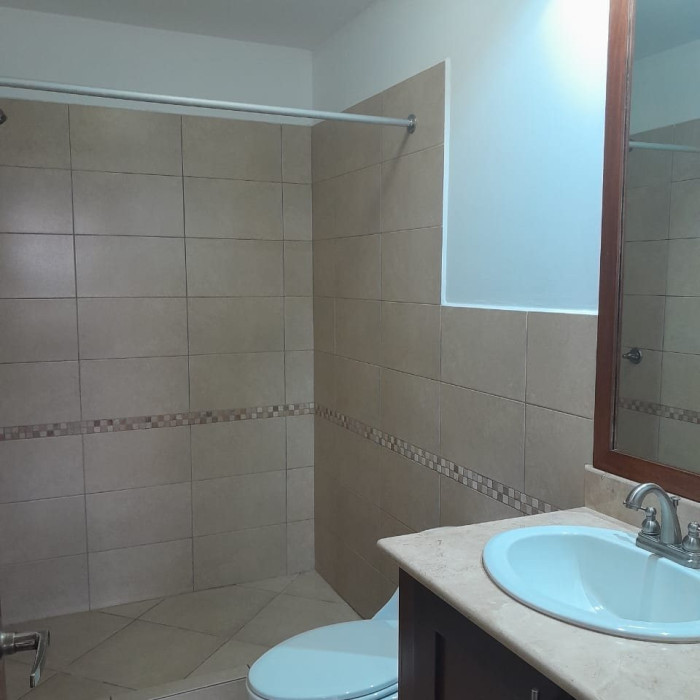 Plus Real Estate renta apartamento en zona zona 15 — foto 10
