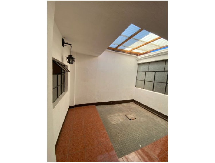Casa en Renta para uso Comercial en Antigua Guatemala — foto 2