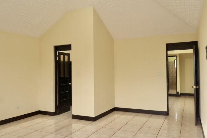 Condominio Pinares de Castilla- Casa en renta - 10