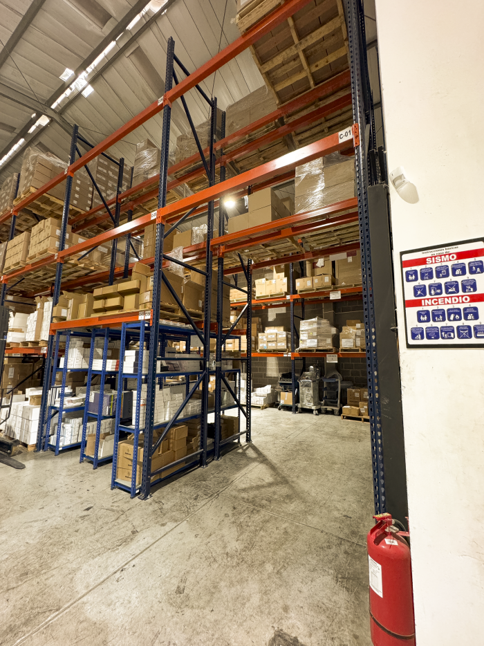 Ofibodega en venta por Redondel Integración alquilada - 17