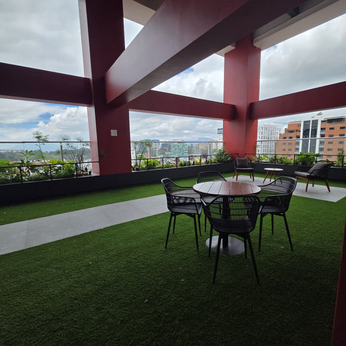 Apartamento Nuevo en Venta Zona 10 Guatemala - Miniatura 18