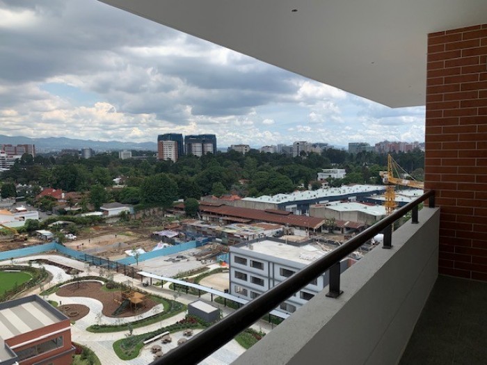 Apartamento en venta en zona 14 Plaza Segheria - Miniatura 13
