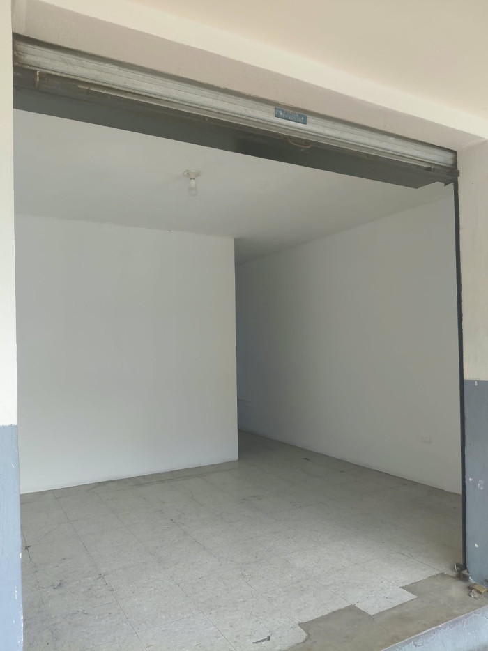 Local Comercial en Renta en Plaza Surti Ahorro. Zona 18 — foto 4