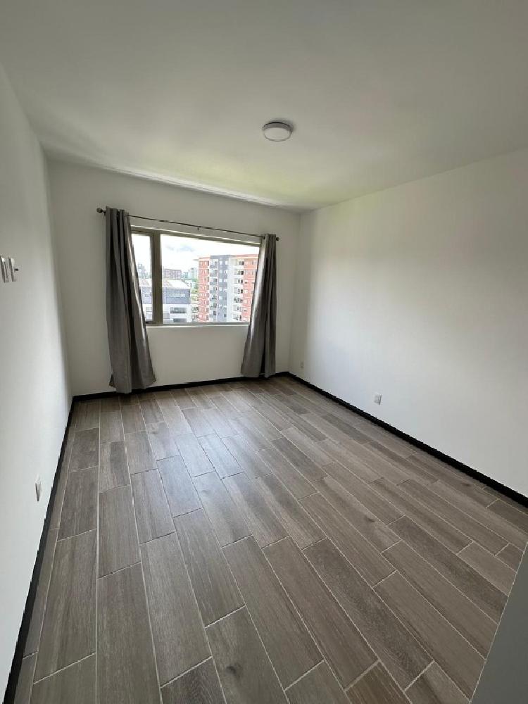 Apartamentos en Renta Segheria zona 14 / La Villa — foto 4