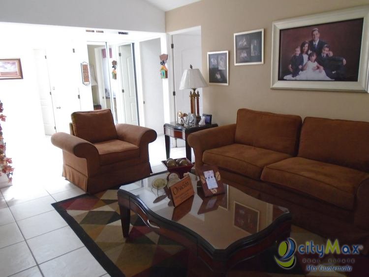 CASA EN VENTA CARRETERA A EL SALVADOR - Miniatura 10