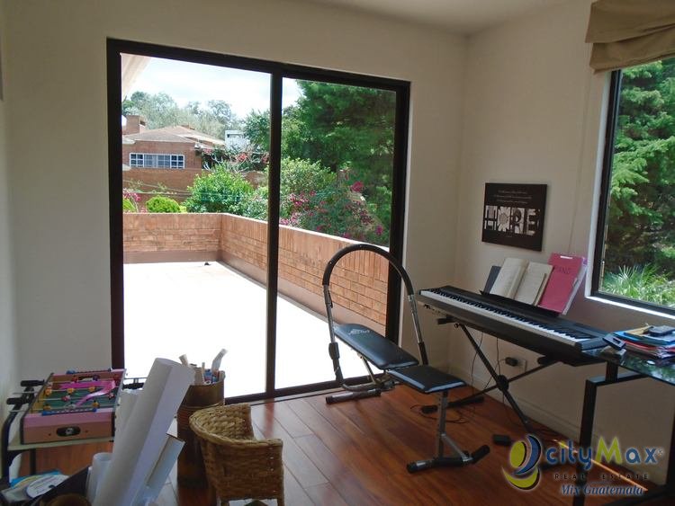 CASA EN VENTA CARRETERA A EL SALVADOR - Miniatura 16