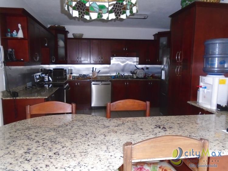 CASA EN VENTA CARRETERA A EL SALVADOR - Miniatura 2