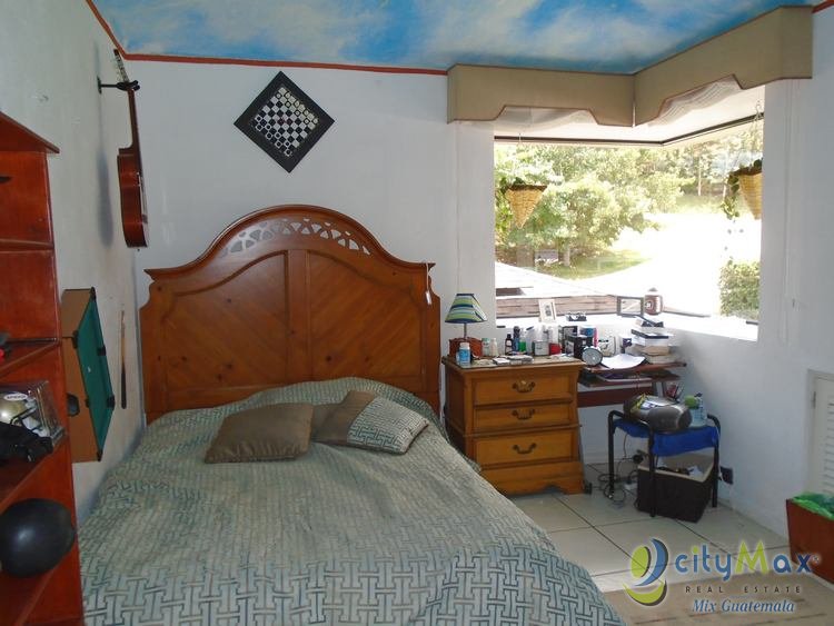 CASA EN VENTA CARRETERA A EL SALVADOR - Miniatura 18
