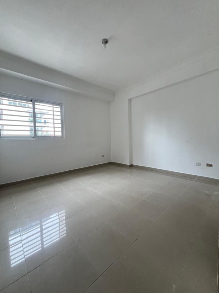 Apartamento DE 3 habitaciones en Alquiler en Evaristo — foto 2