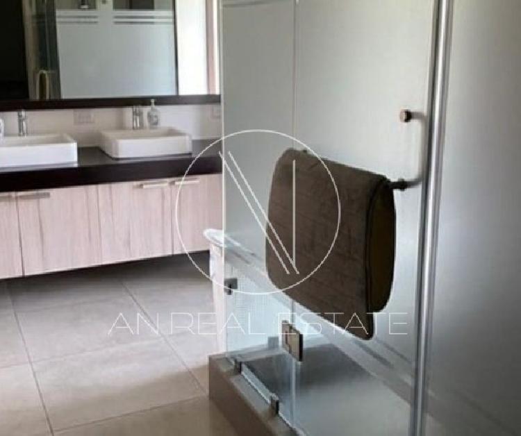 PENTHOUSE AMUEBLADO EN RENTA EN VIU CAYALA