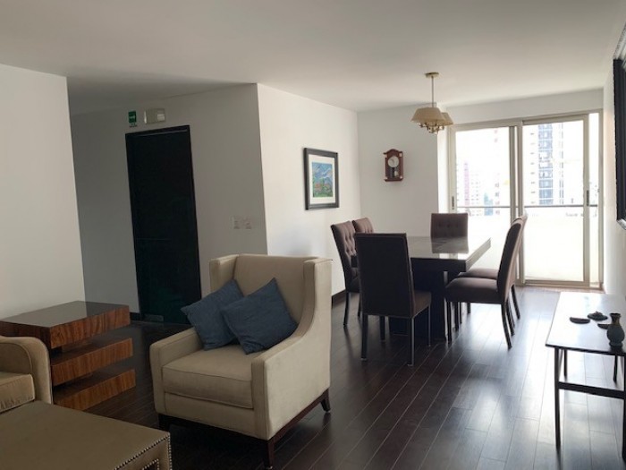 Apartamento amueblado en renta en zona 14 - Image 1