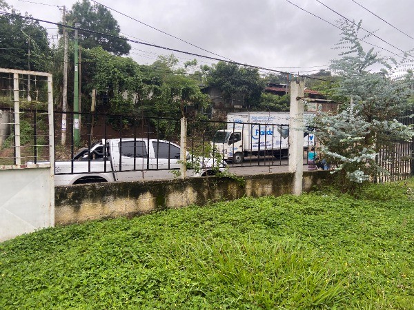 TERRENO CON LOCAL COMERCIAL EN VENTA EN EL CERINAL - 9