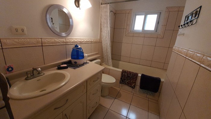 Amplia casa en venta en Monte Azul Zona 13 - Miniatura 6