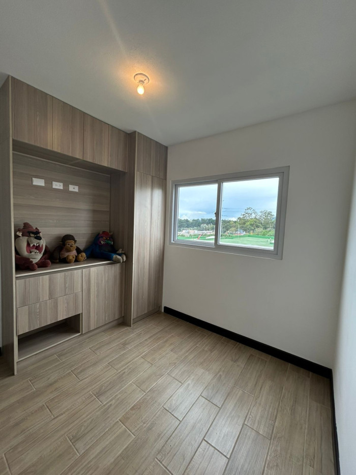 Casa en venta en Carretera a El Salvador km 25 - 16