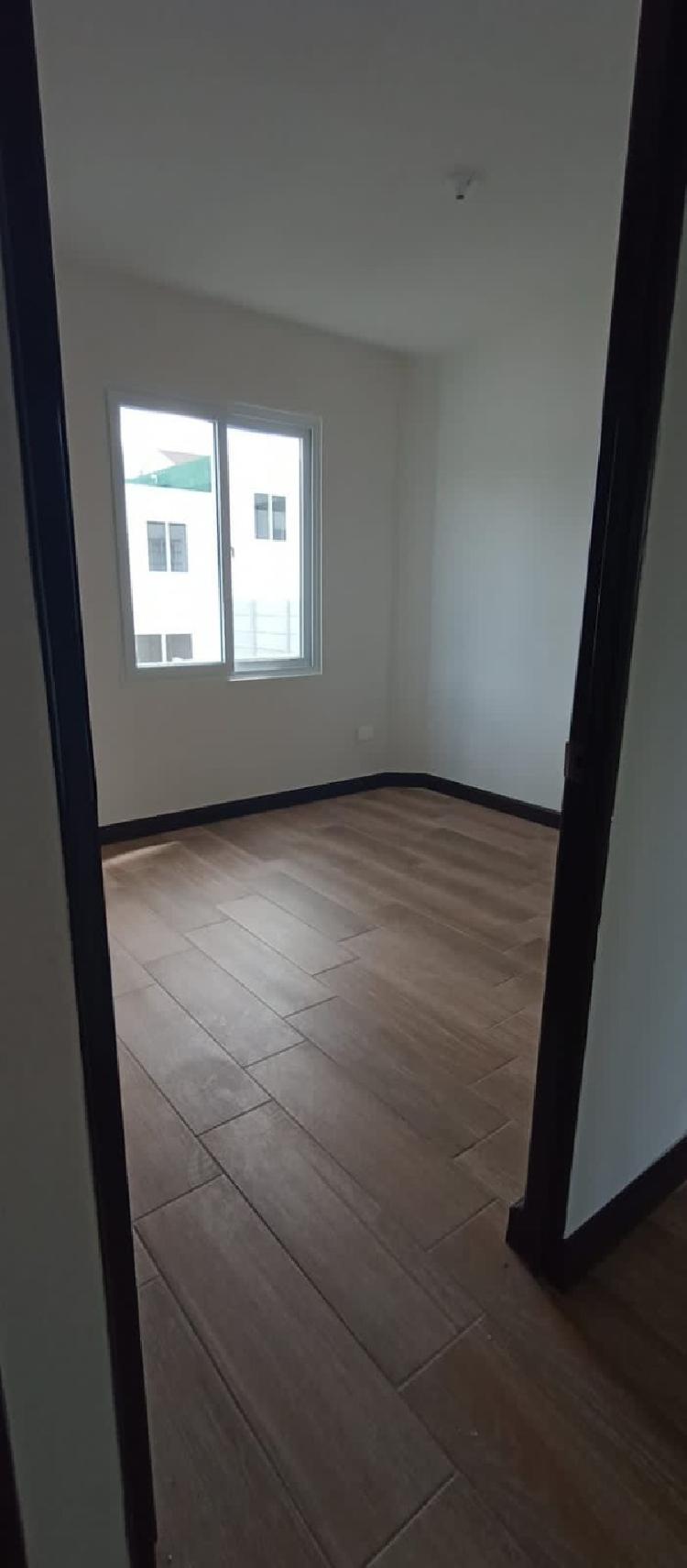 Alquilo casa en Villa Montesino, San Jose Pinula — foto 3
