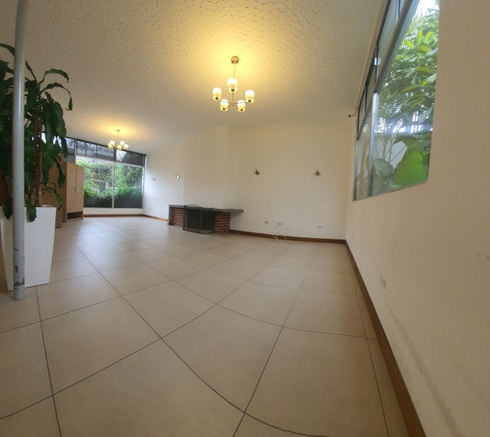 En Alquiler casa en Condominio en zona 14 - Miniatura 13