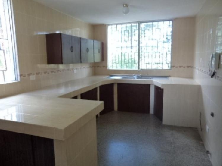Casa de 1 nivel en renta, en zona 16 Ref-2680