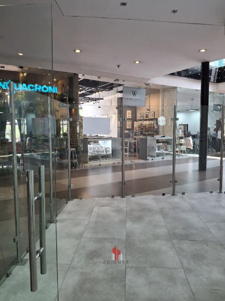 Local en Renta zona 10 / Design Center — foto 7
