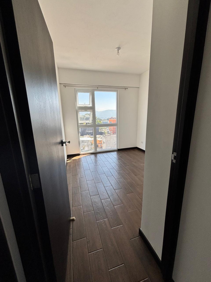 Apartamento en Renta en Miranda, zona 12 - Image 5