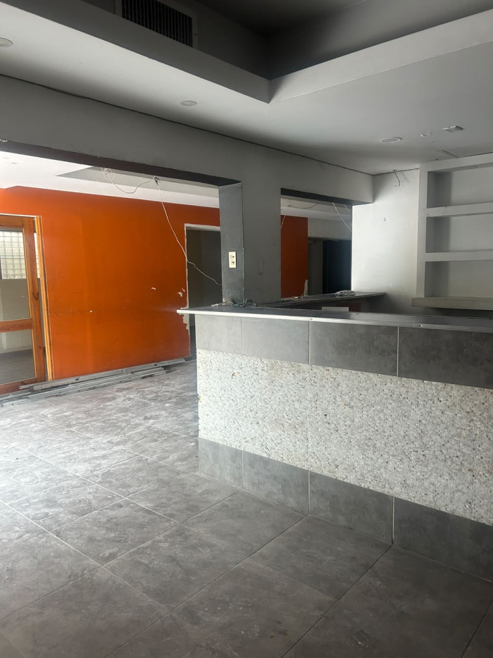 Local comercial en renta en Los Prados Primer piso - 6