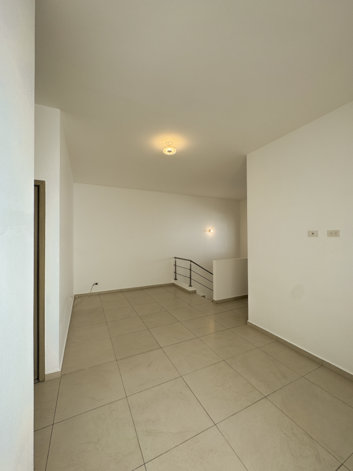 Casa con amplio jardín en venta o alquiler Res Antibes - 14