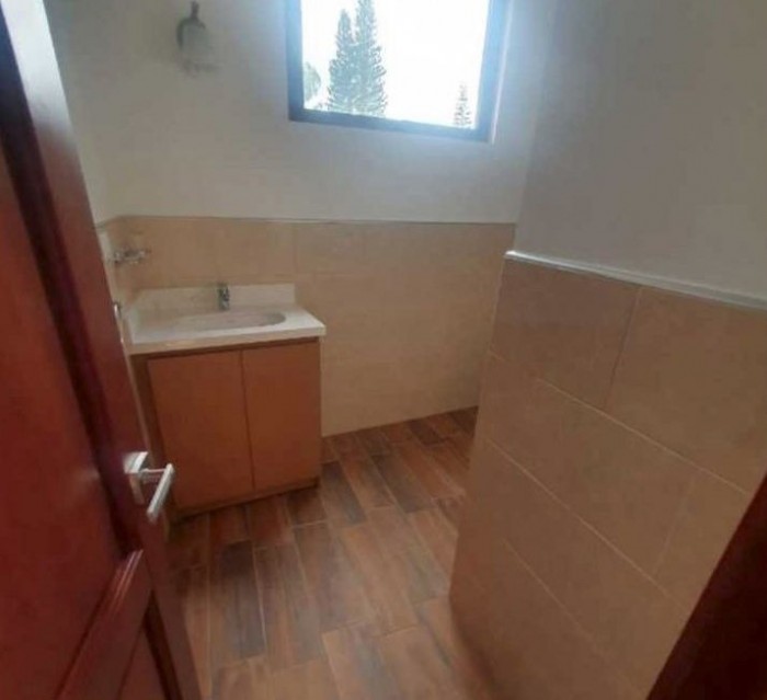APARTAMENTO TORRE SALVATTORE ZONA 10 - Miniatura 10