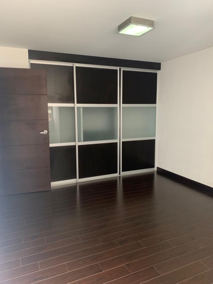 ALQUILO APARTAMENTO EN ATTICA I, ZONA 14 — foto 4