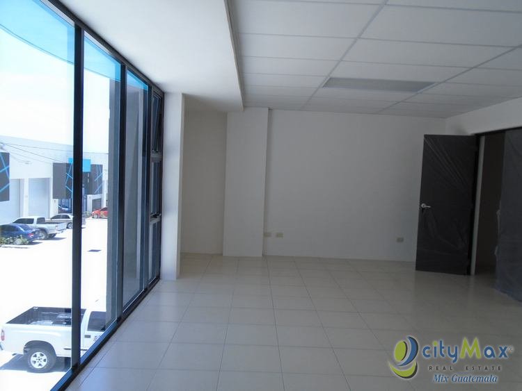 Rento Ofibodega de 319m² en Condominio Zona 11 - Miniatura 6