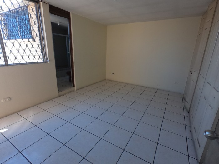 Casa en Venta Zona 11 - Miniatura 11