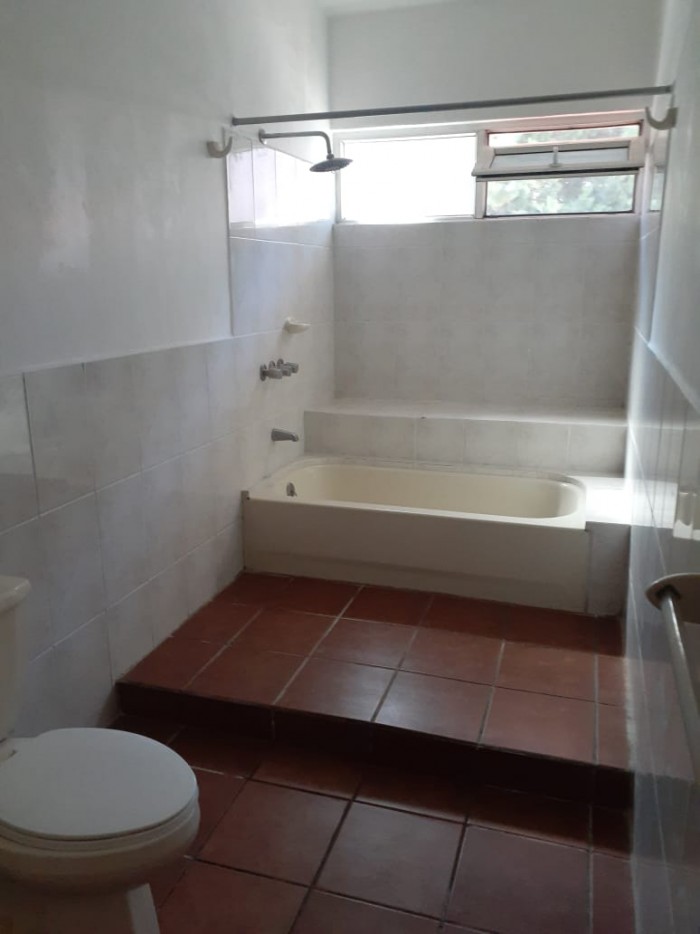 Casa en renta en Carreterera a El Salvador - Miniatura 7