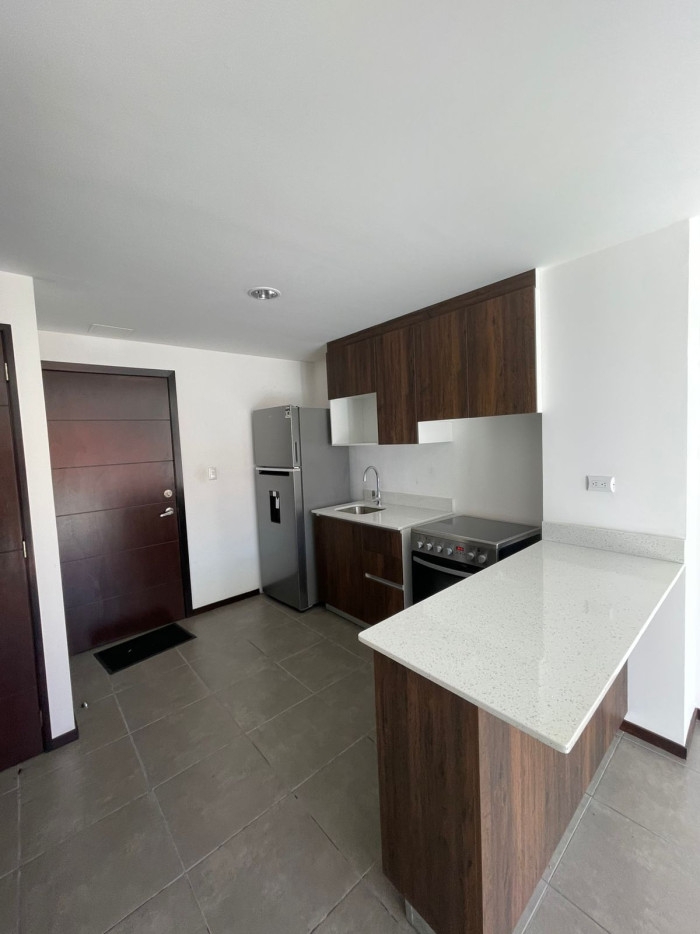 Apartamento en Venta en Zona 3, Ciudad de Guatemala - Image 4