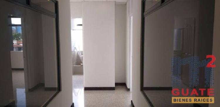 Oficina de 125 m2 de construcción en Renta, Zona 10